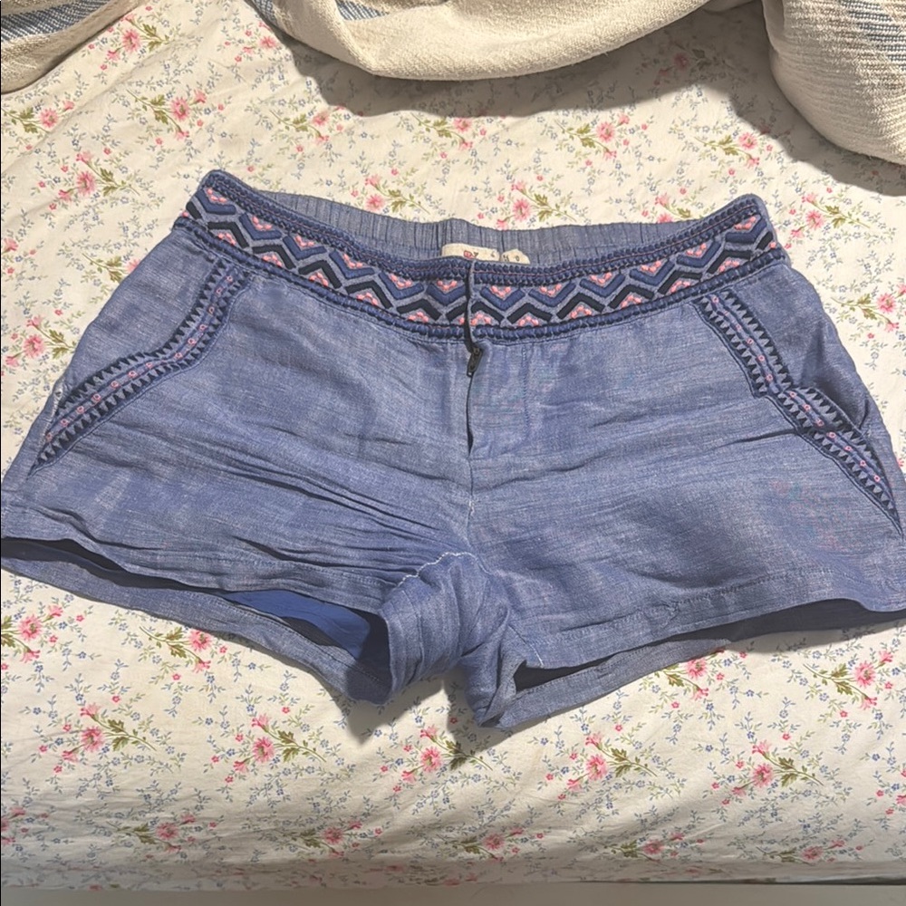 Vineyard Vines Blue High Waist Shorts with Embroidered Waistband